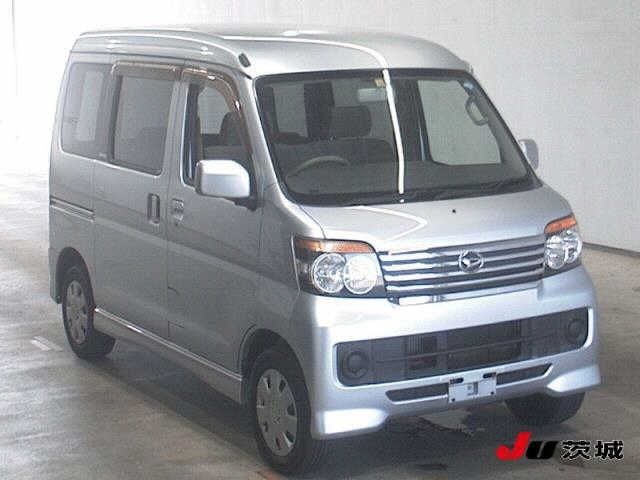 2196 DAIHATSU ATRAI WAGON S321G 2010 г. (JU Ibaraki)